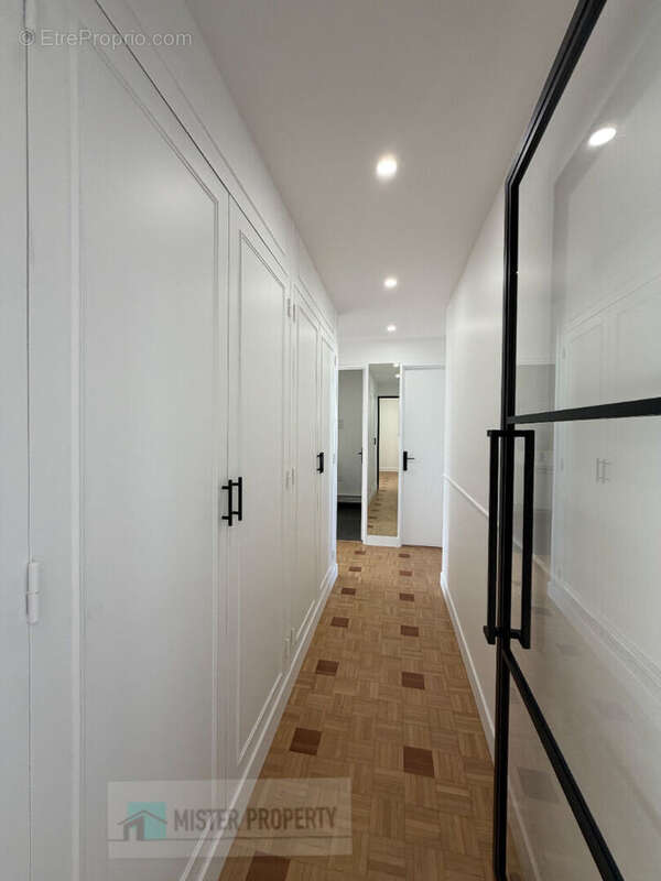 Appartement à RUEIL-MALMAISON