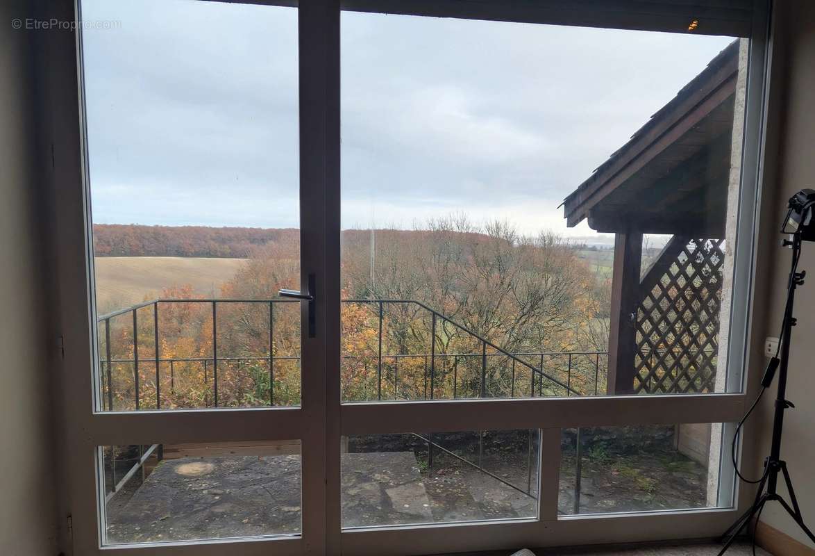 Maison à LOUBES-BERNAC