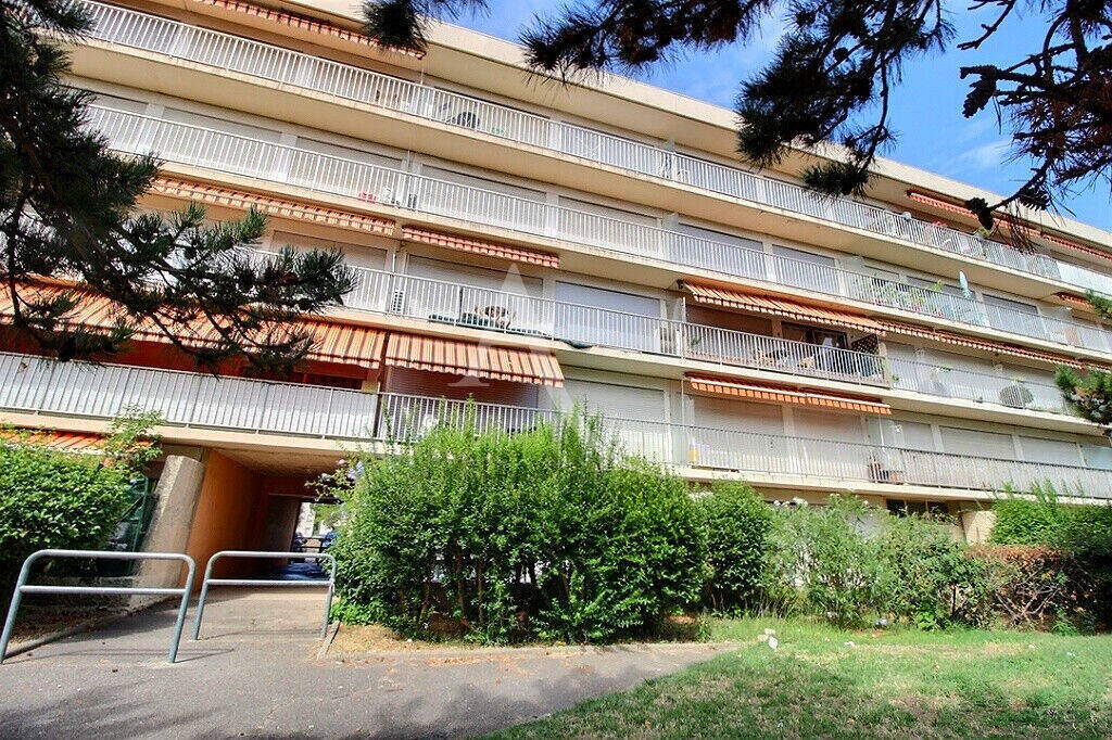 Appartement à SALON-DE-PROVENCE
