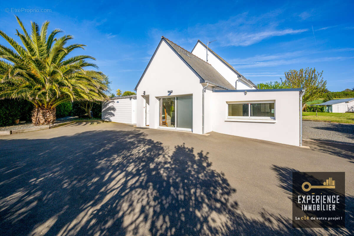 Maison à PLANGUENOUAL