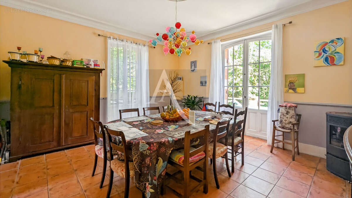 Maison à SAUVETERRE-LA-LEMANCE