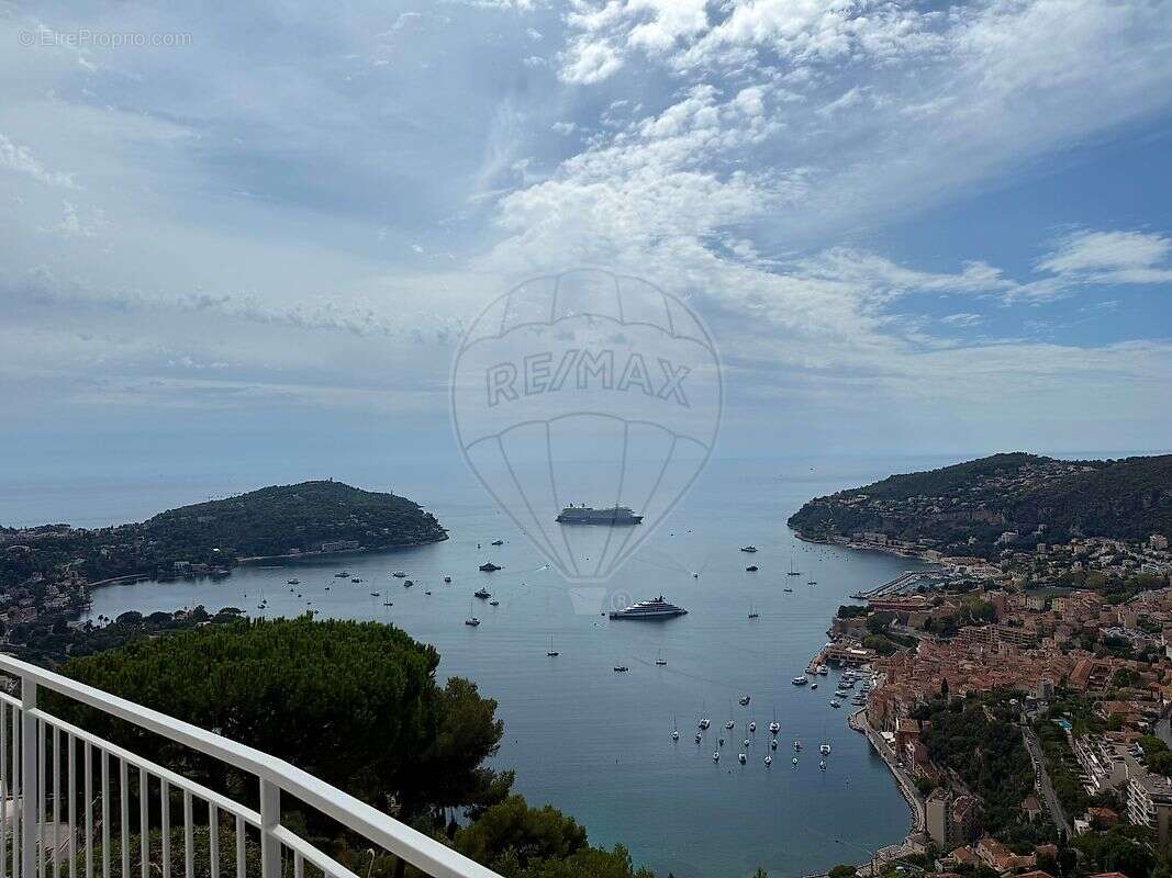 Appartement à VILLEFRANCHE-SUR-MER