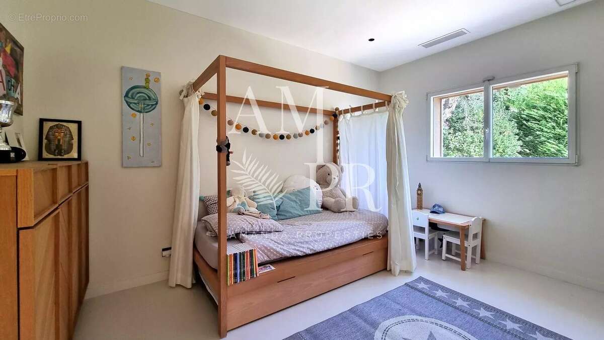 Villa plain pied-vue mer- interieur moderne - photo 14