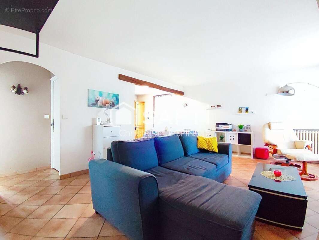 Maison 150 m² à Saint-Bonnet-Du-Gard  - photo 3