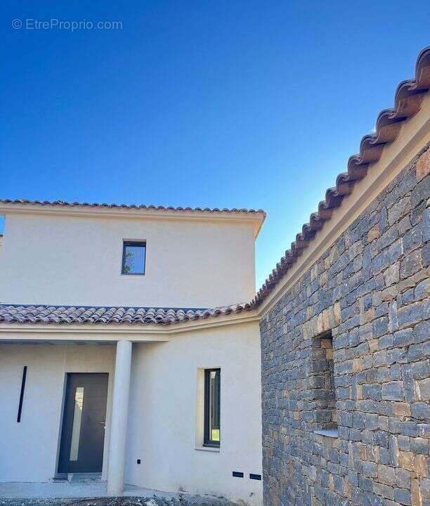 Maison à LA CADIERE-D&#039;AZUR