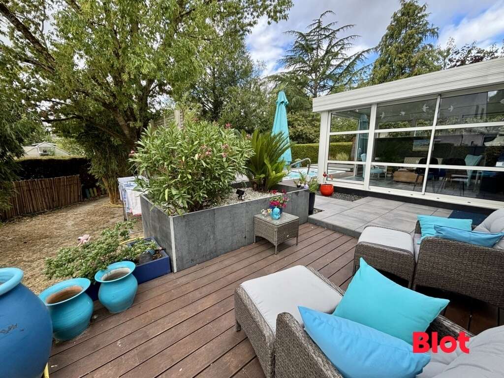 Maison 127 m² à Orgeres  - photo 2