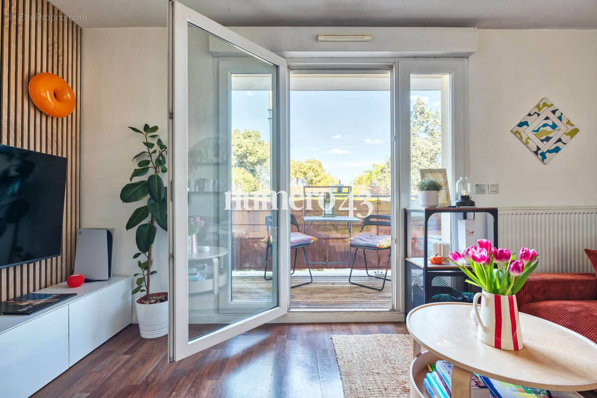Appartement à VILLENAVE-D'ORNON