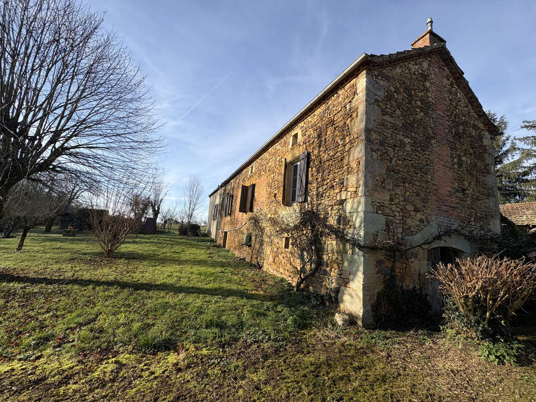 Maison à GRIVES