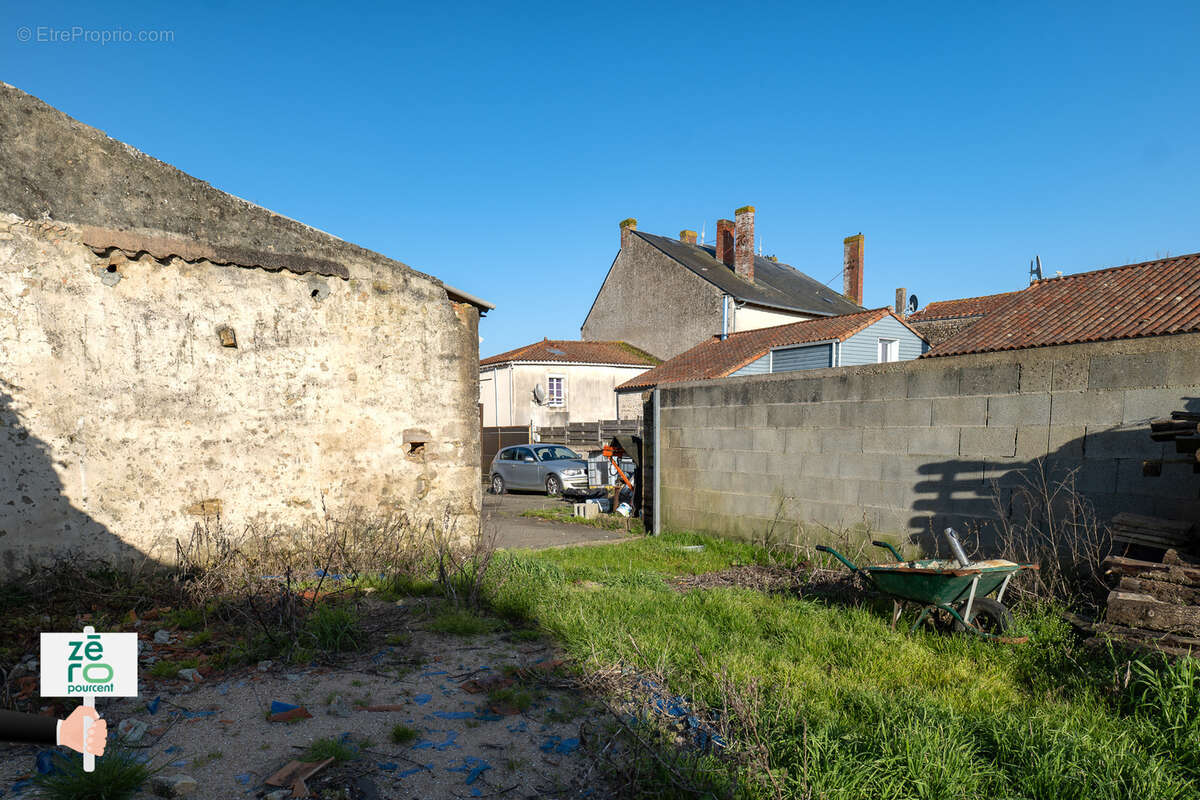 Maison pleine de charme à Saint-Jean-d’Hermine - photo 25