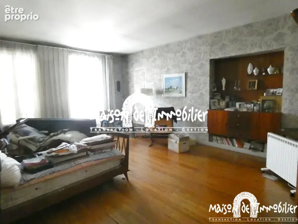 A vendre à COGNAC - Immeuble locatif à réhabiliter - 680m2 - photo 13