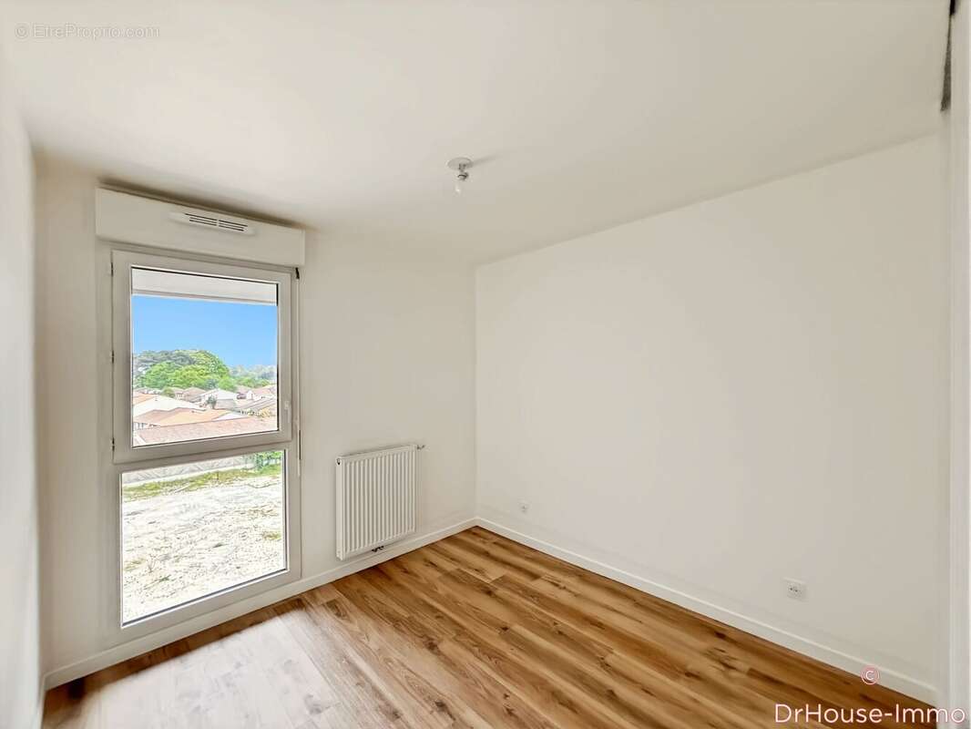 Appartement 61 m² à Merignac  - photo 22