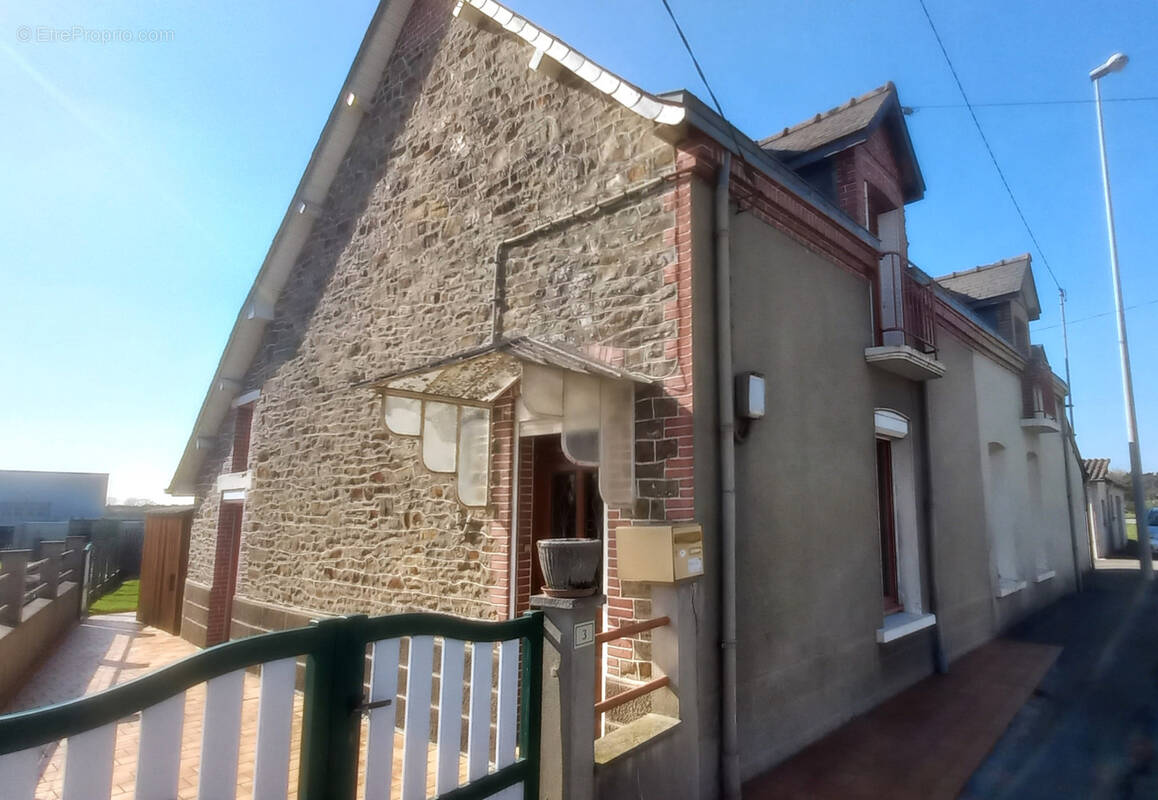 Maison à MARTIGNE-FERCHAUD