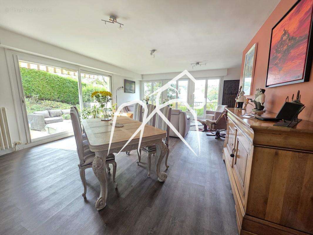 Maison à BOIS-GUILLAUME