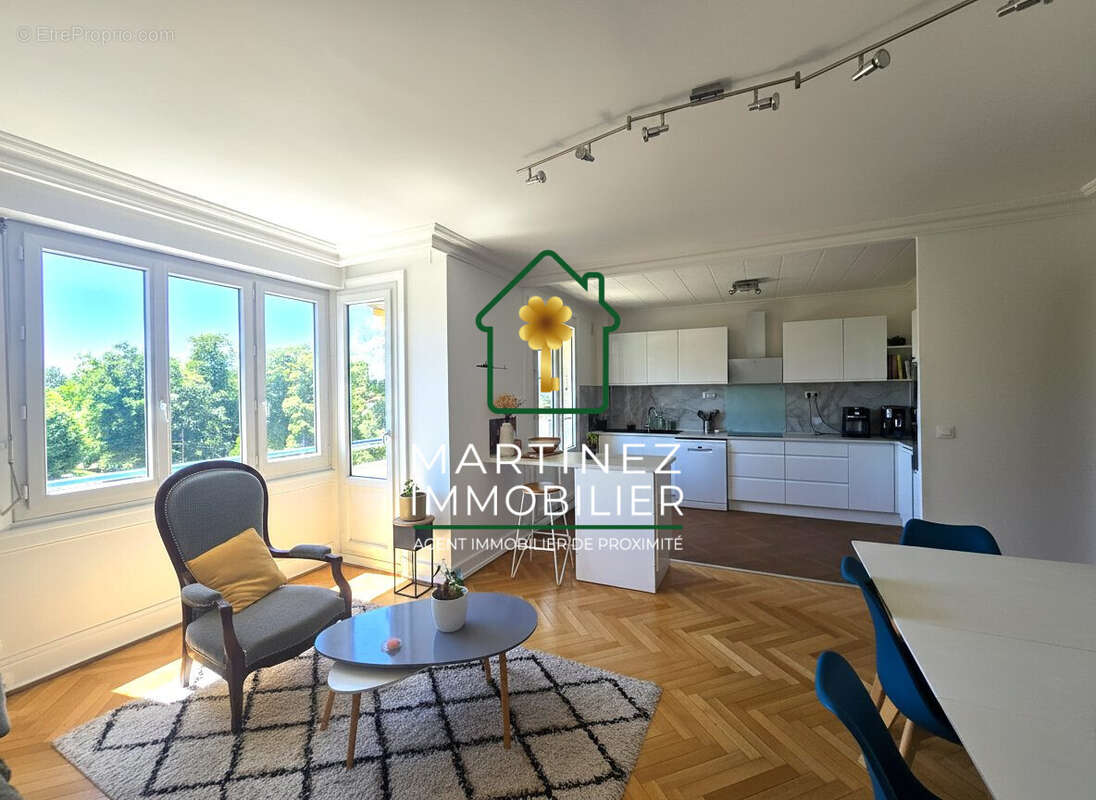 Appartement à BRON