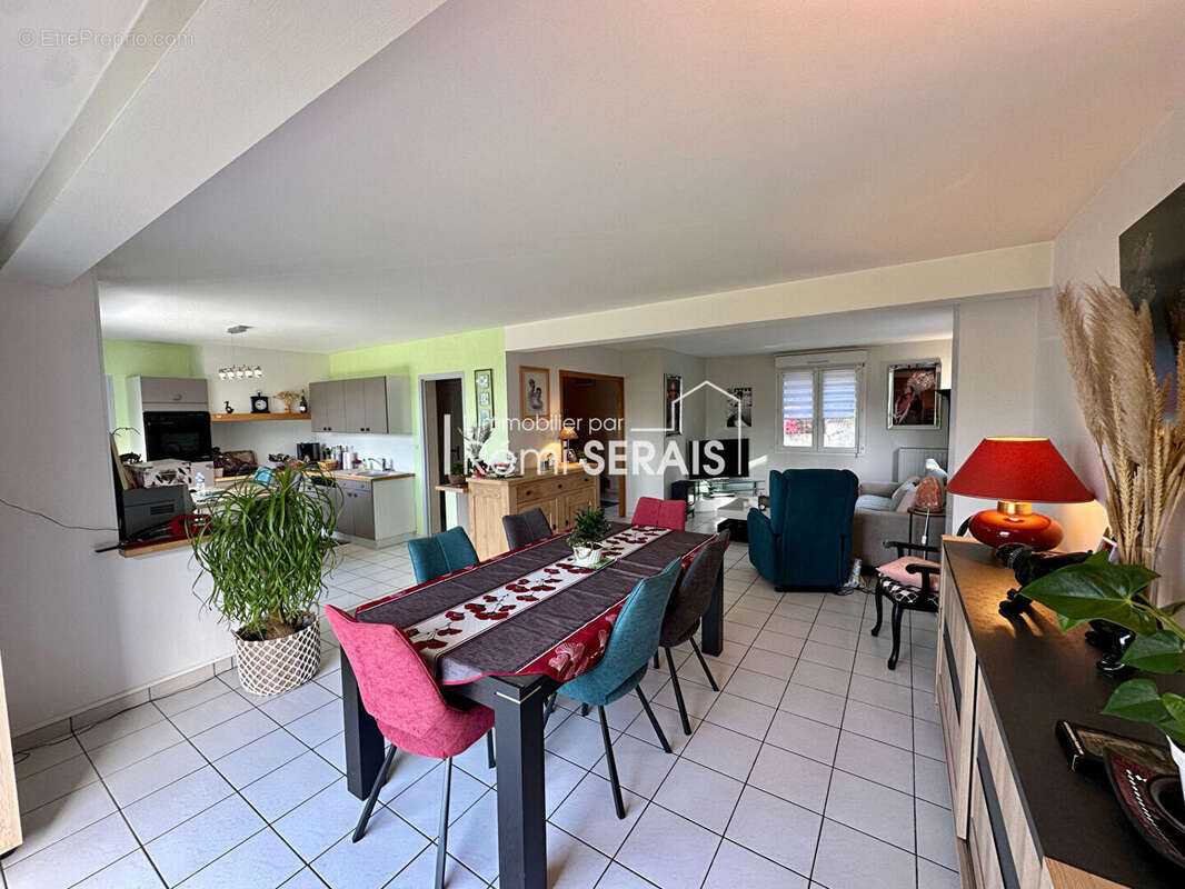 Maison à SAINT-GEORGES-DES-GROSEILLERS