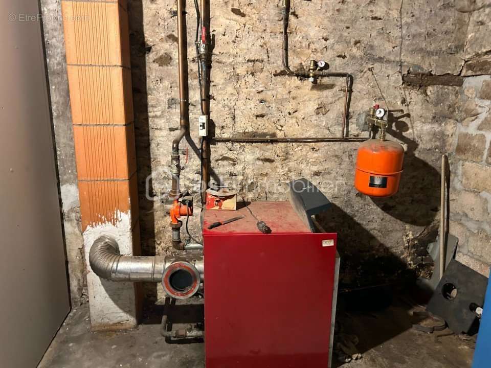 Maison à JAVRON-LES-CHAPELLES