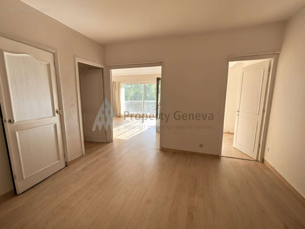 Appartement à FERNEY-VOLTAIRE