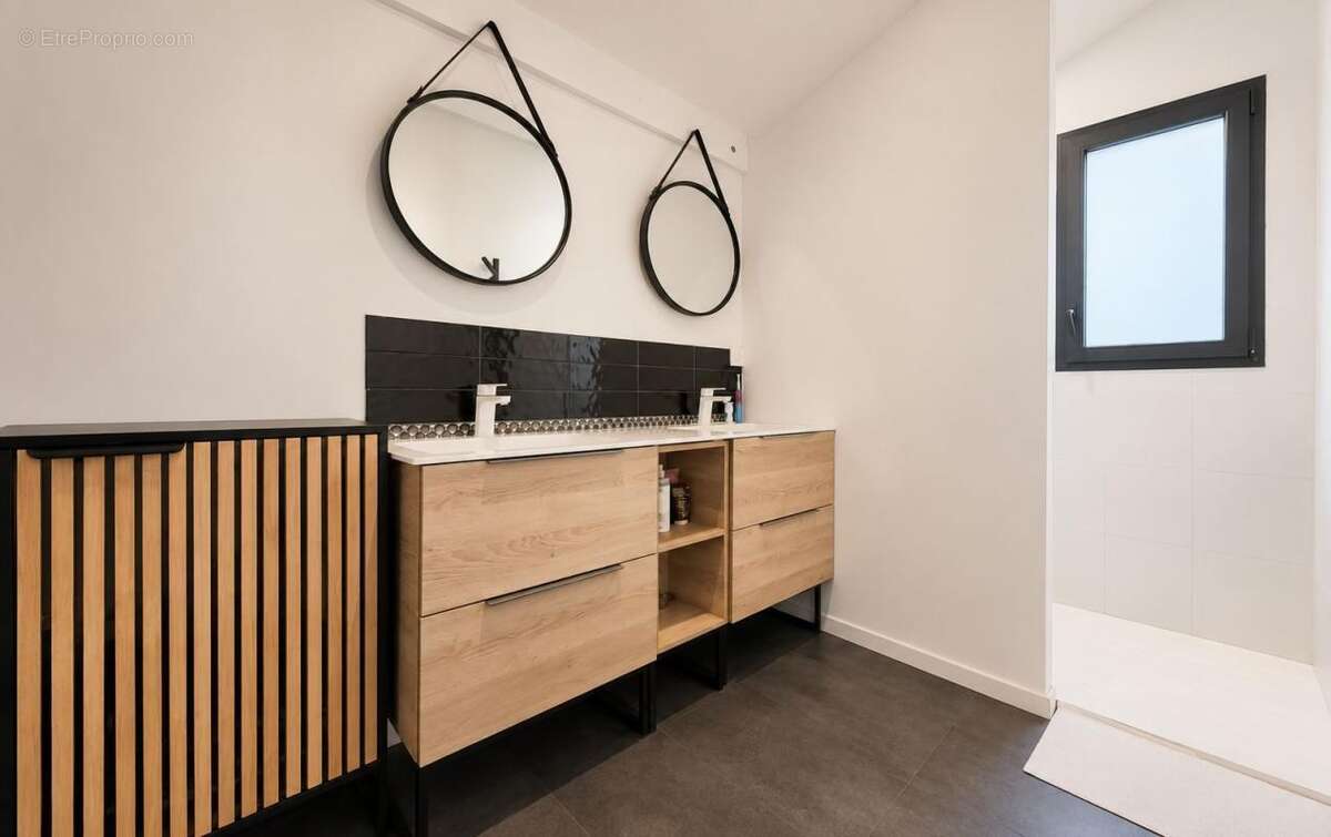À vendre – Maison contemporaine de 161 m² – Mouguerre - photo 11