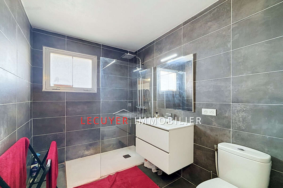 Appartement 27 m² à Vallauris  - photo 4