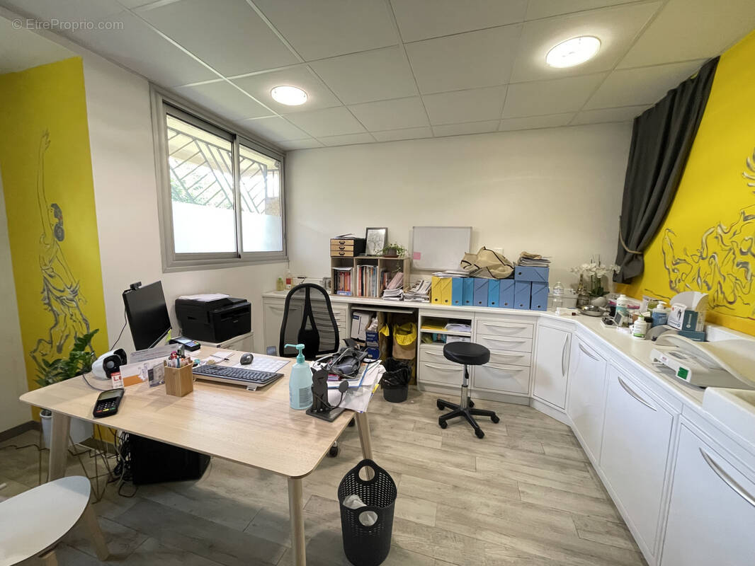 Commerce à RAMONVILLE-SAINT-AGNE