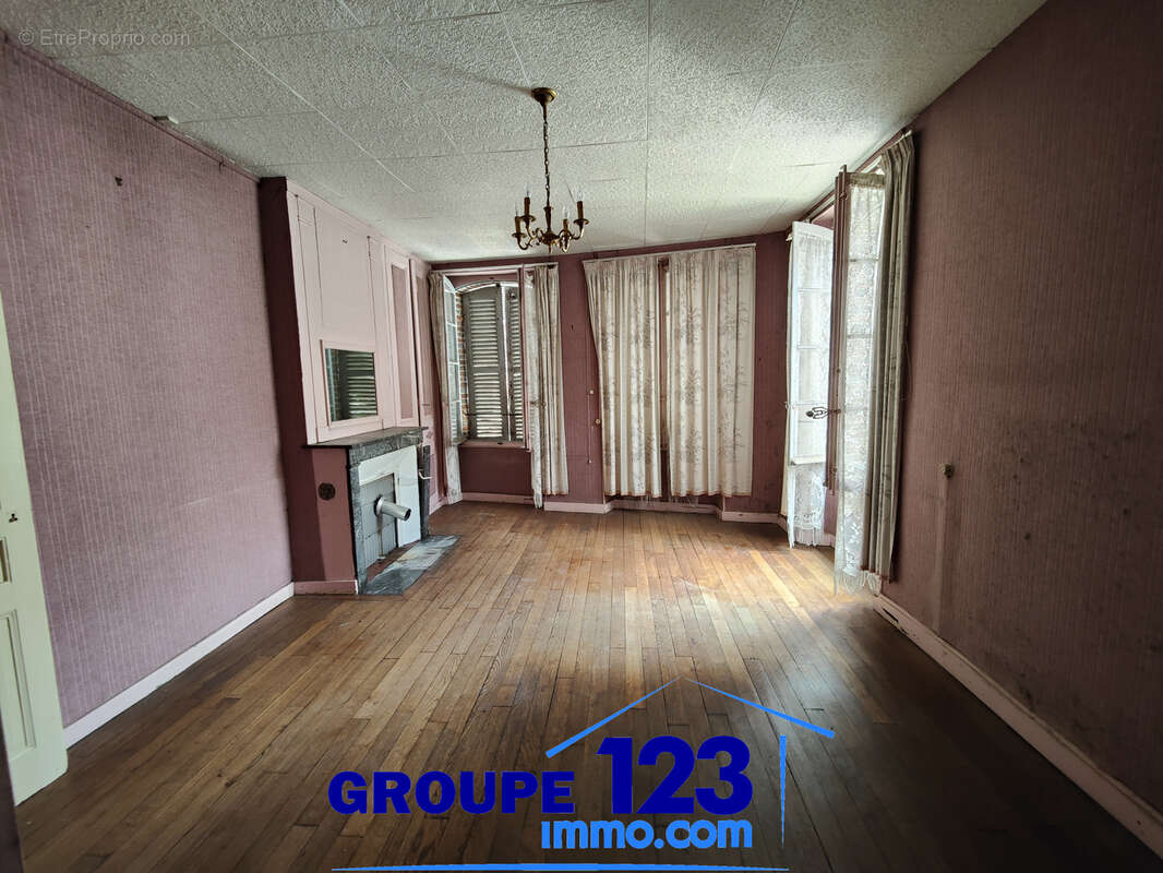 Appartement à JOIGNY