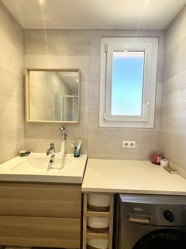 Appartement type 4 62m2 entièrement rénové - photo 12