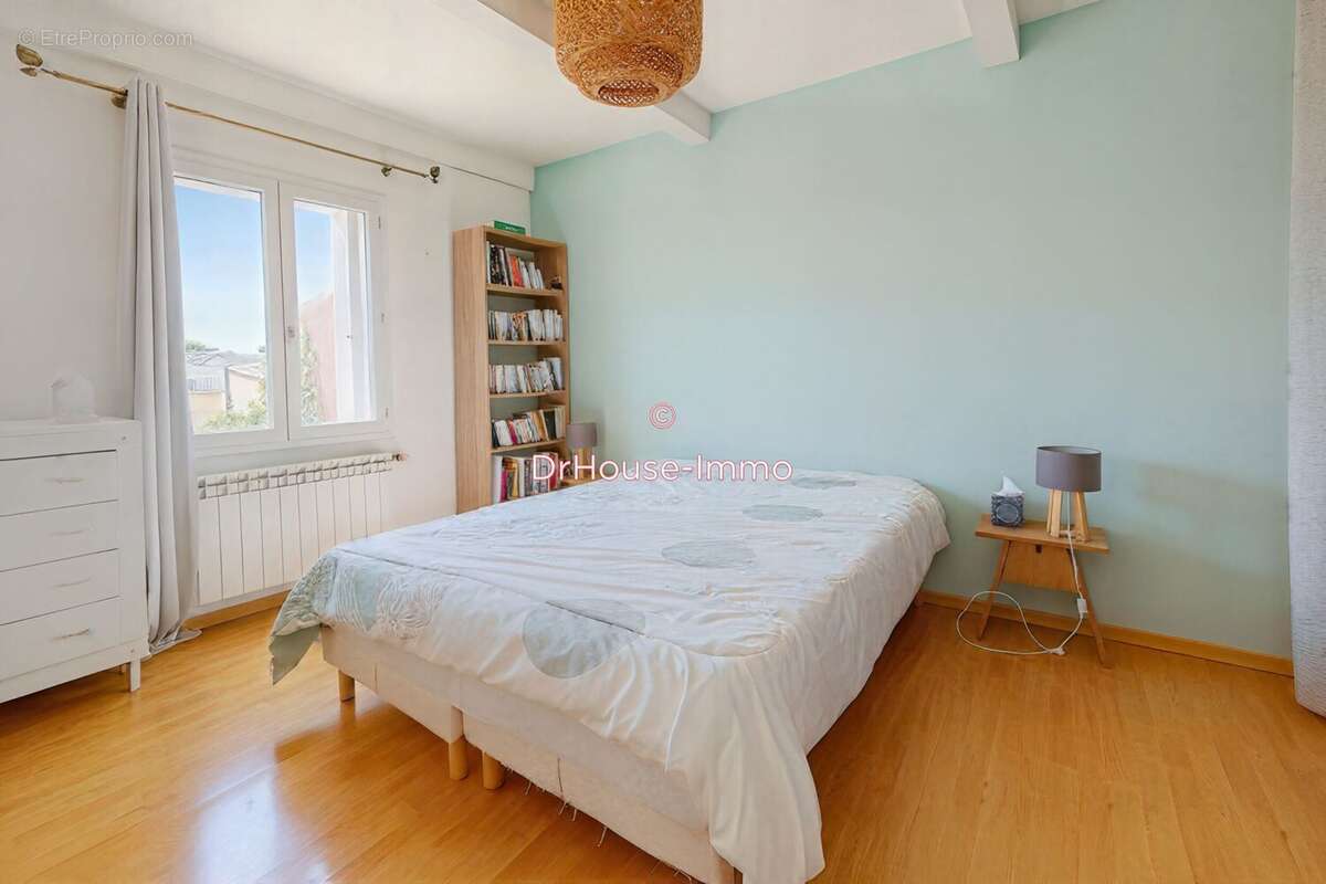 Maison à SAINT-CANNAT