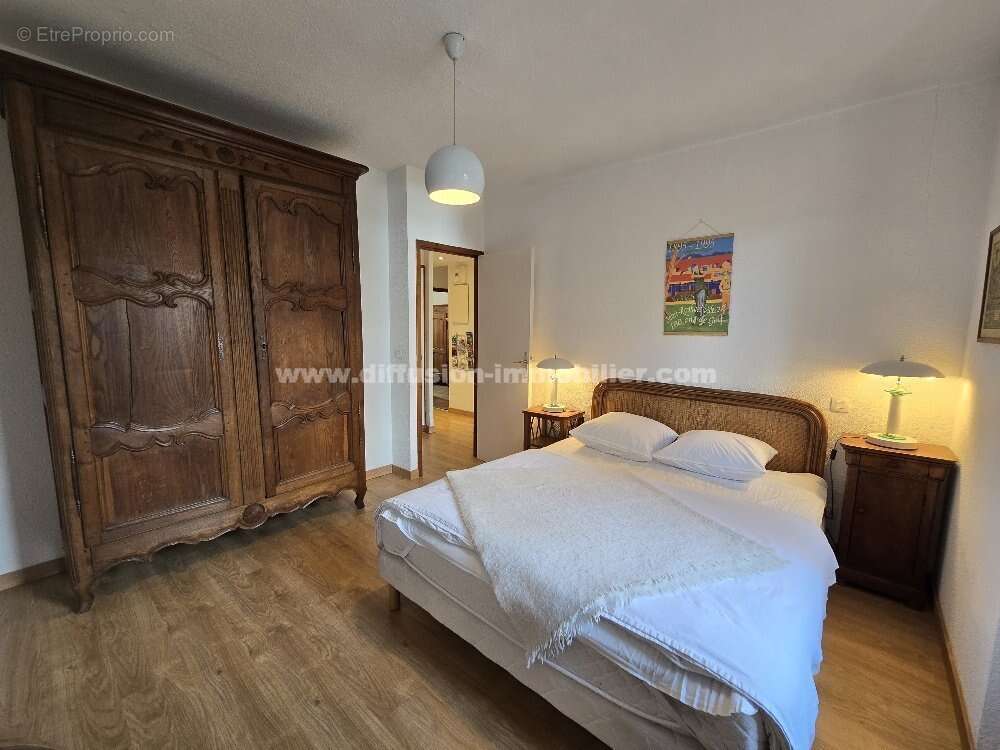 T3 - barcelonnette centre - photo 3