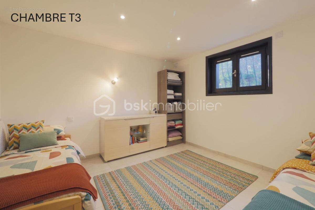 Maison moderne (3 ch) et 1 bureau + Appartement indépendant T3 (2 ch) - photo 16