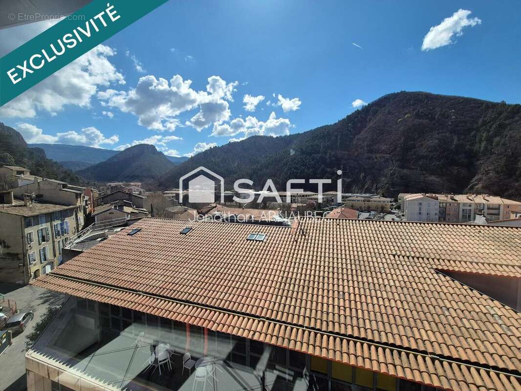 Appartement 750 m² à Digne-Les-Bains  - photo 4