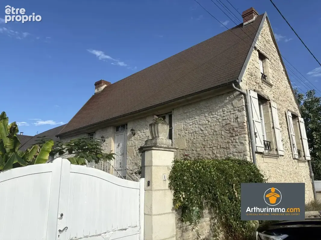 Longere en pierre de 238 m2 - photo 8