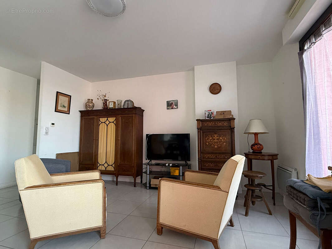 Exceptionnel en plein centre-ville - Appartement avec ascenseur et terrasse de  64 m2 - photo 9