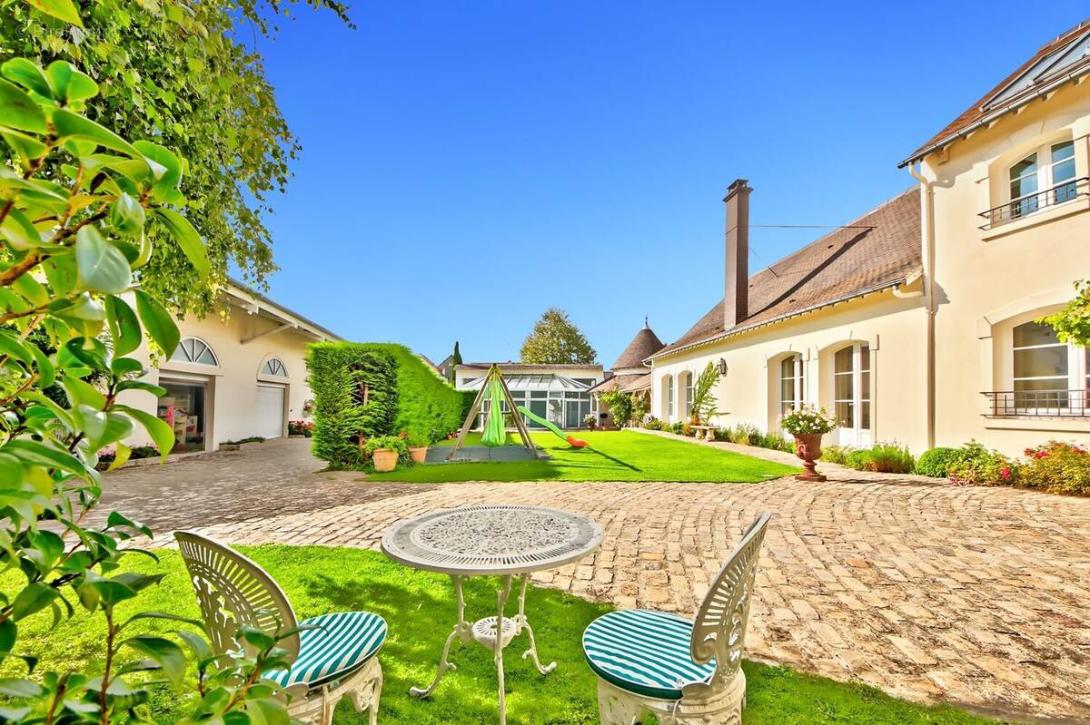 Maison à NOISY-LE-ROI