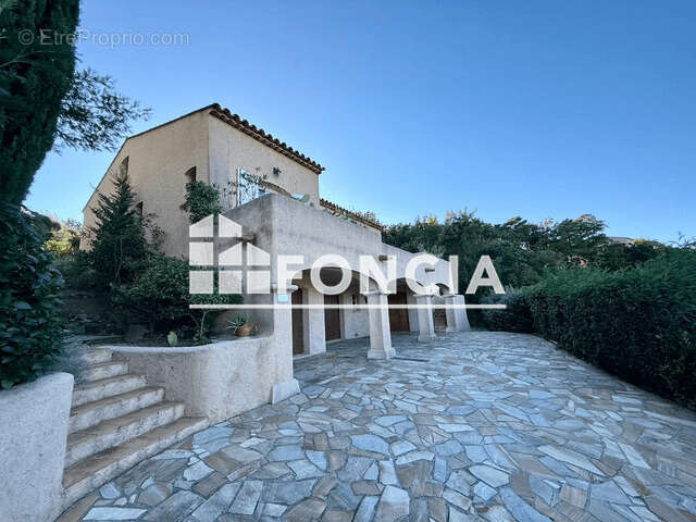 Maison à LA CROIX-VALMER