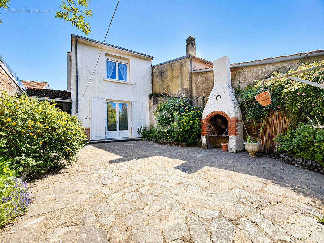 Maison à PONT-SAINT-MARTIN