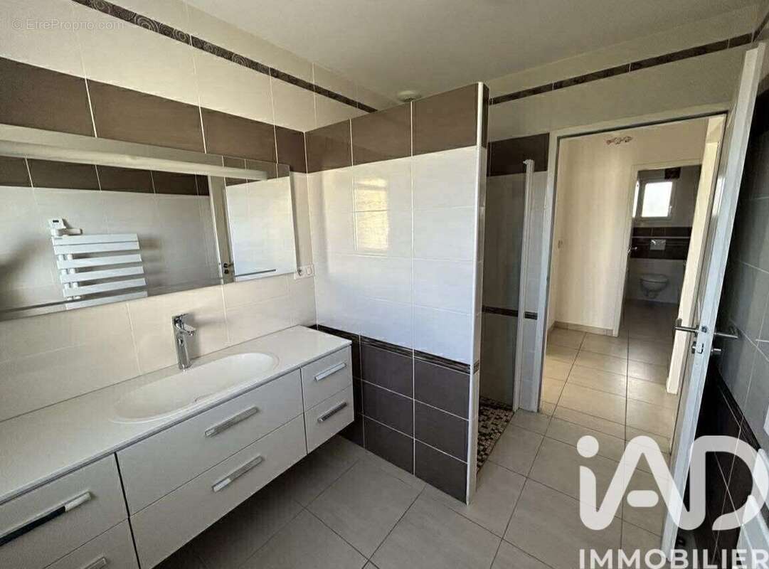 Photo 8 - Maison à EXIREUIL