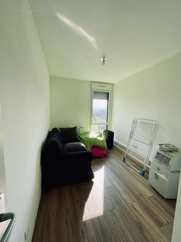 Appartement à L'ISLE-D'ABEAU