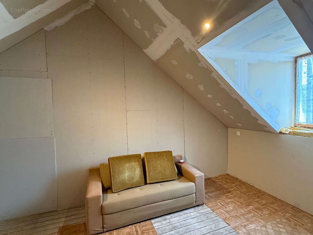 Maison 115 m² à Vigoulant  - photo 8