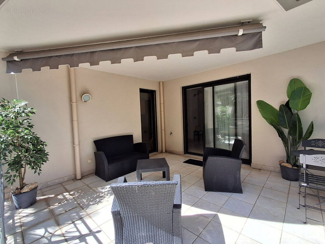 Appartement à HYERES