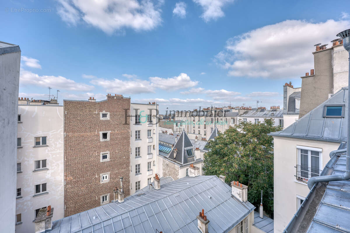 Appartement à PARIS-17E