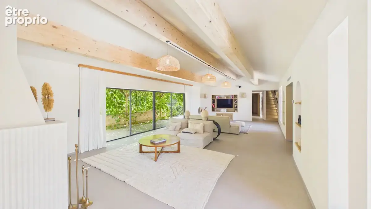 Eygalières , L' oliveraie d'Eygalières , domaine contemporain d'environ 635 m² sur près de 2 hectares avec vue Alpilles, piscine - photo 7