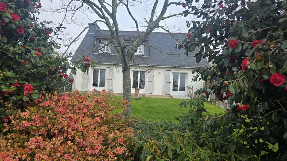 Maison à LANDEVANT