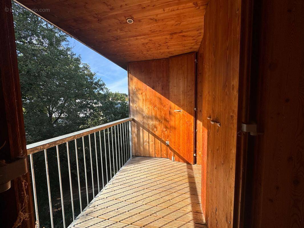 Appartement à CORNEBARRIEU