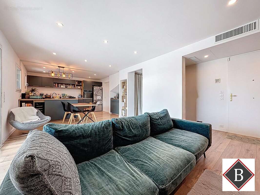 Maison à LA COLLE-SUR-LOUP