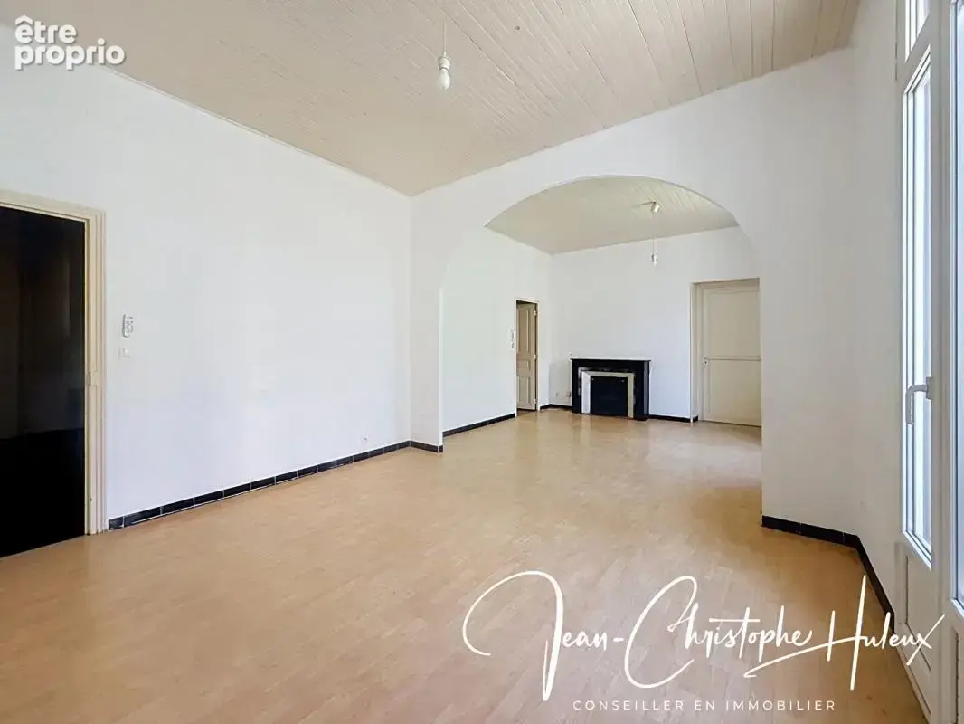 Appartement Nimes 2 pièce(s) 58 m2 avec terrasse - photo 2
