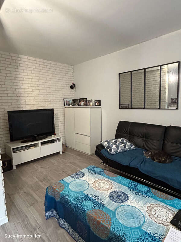 Maison à LA QUEUE-EN-BRIE