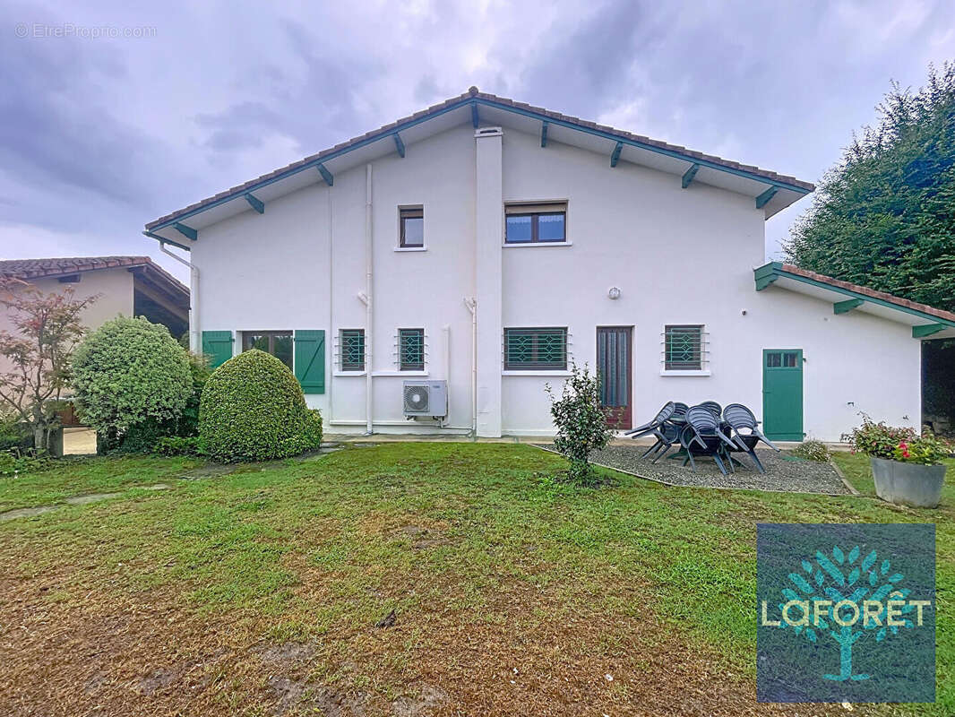 Maison à TERCIS-LES-BAINS