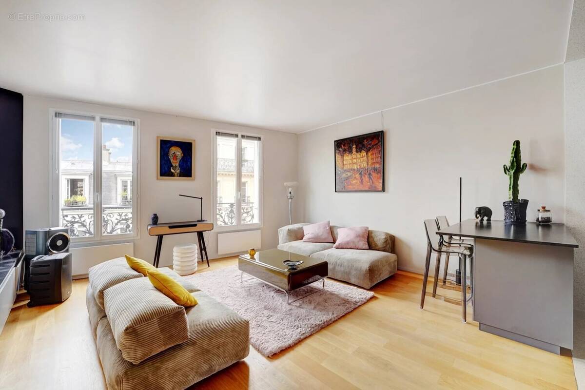 Appartement à PARIS-4E