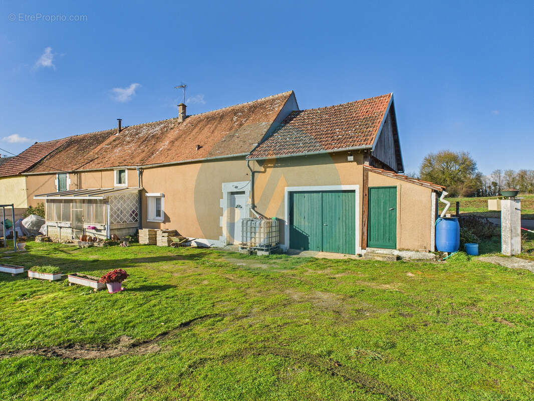 Maison à COSNE-COURS-SUR-LOIRE
