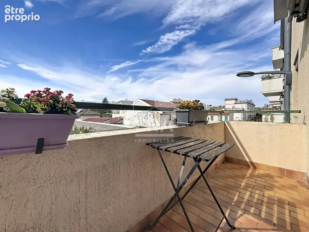 Appartement 72m² à villeurbanne - photo 4